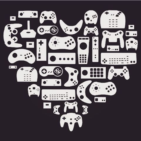 Specially created and hand made for tech lovers world wide #framedtech #art #gadgetstore #gaming #makers #makerssummit 🕹🕹💾💻📺📱📷⌨