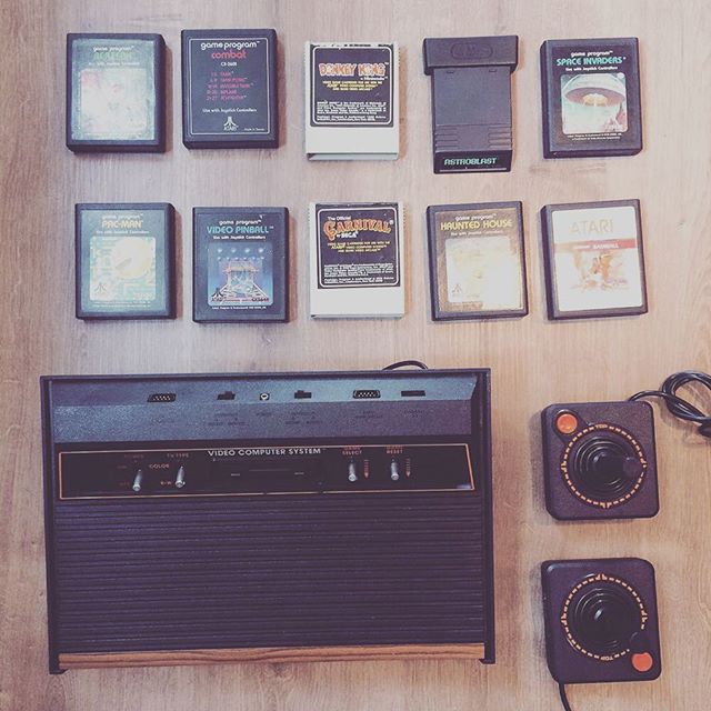 Ready to be framed 🕹🕹🕹🕹 #makers #makerssummit #framedtech #gaming #gadgetstore #art #atari2600