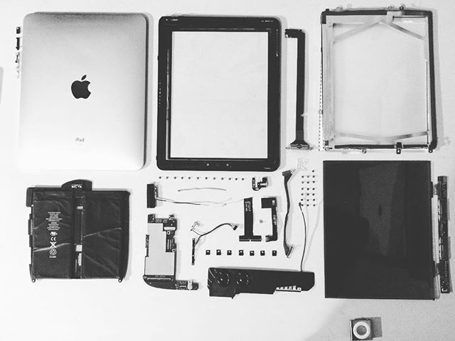 First iPad or the is it the new iPhone 7 Plus?  #framedtech  #ipad  #makers #frame #art #gadgetstore #gaming #applelovers 💻⌨🕹📻📺 Buy yours now www.framedtech.com